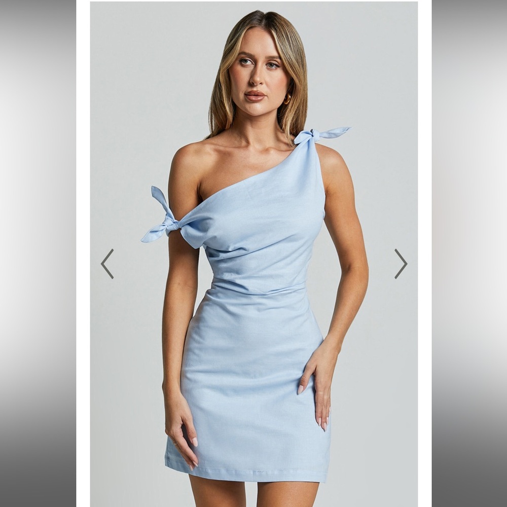 JEOFINA MINI DRESS - OFF THE SHOULDER LINEN LOOK DRESS IN PALE BLUE